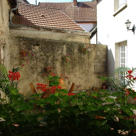 Maison Du Procureur Du Roy Bed and breakfast