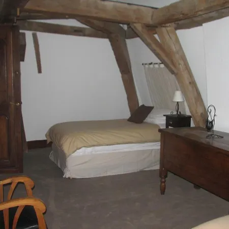 Maison Du Procureur Du Roy 3* Montmarault